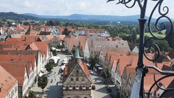 Blick von der Johanniskirche über den Laufer Marktplatz: Gerade denkmalgeschützte historische Altstädte sind eine besondere Herausforderung für die erneuerbare Wärmeversorgung